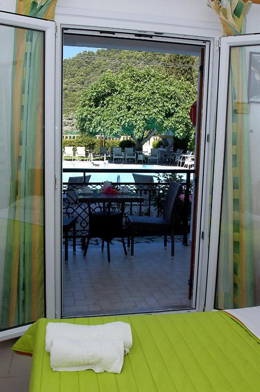 Pegasus Apartments Stafylos Bilik gambar