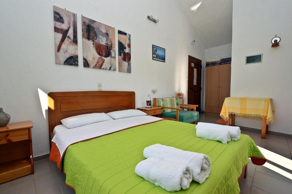 Pegasus Apartments Stafylos Luaran gambar